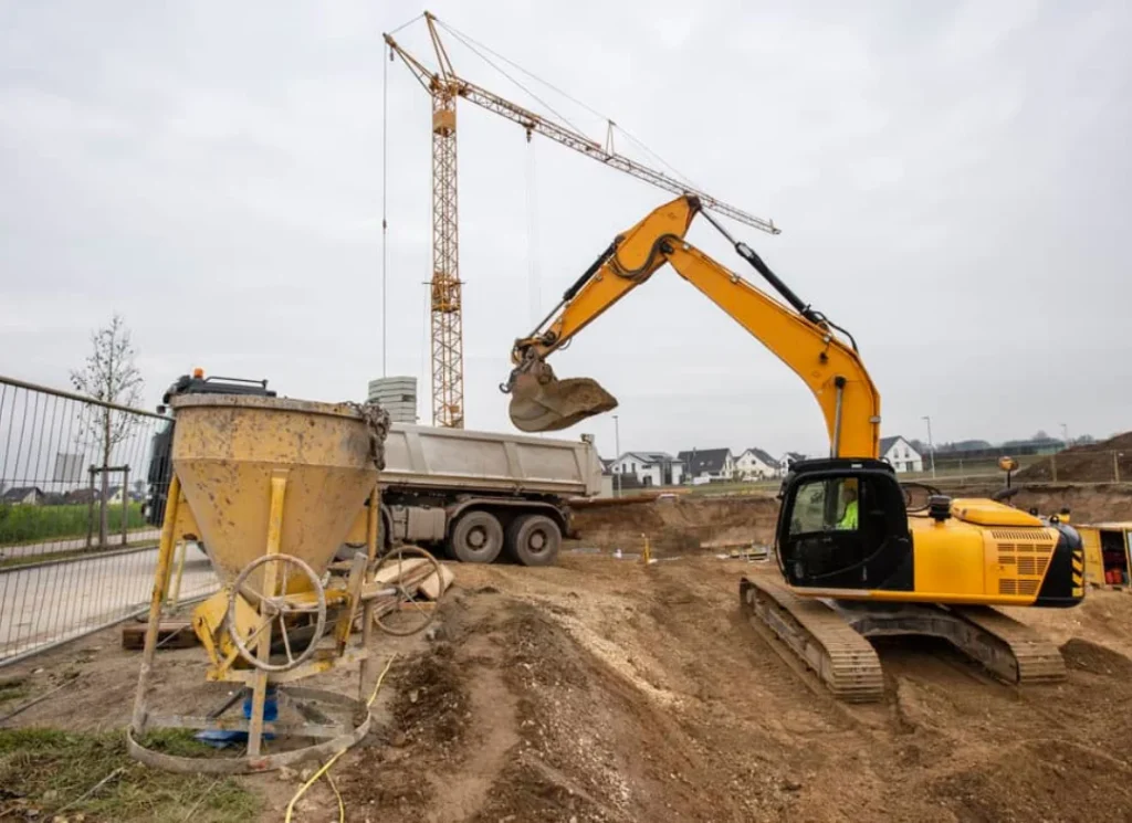 Heavy machinery land clearing